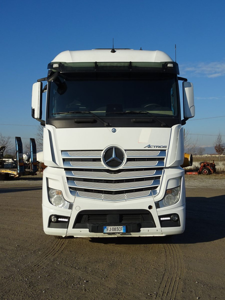 MERCEDES ACTROS 1845 - Tracteur routier: photos 5 MERCEDES ACTROS 1845 - Tracteur routier: photos 5