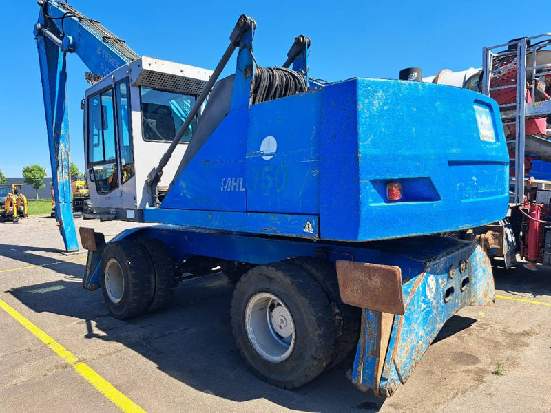 Fuchs MHL350C + generator - Pelle de manutention: photos 1 Fuchs MHL350C + generator - Pelle de manutention: photos 1