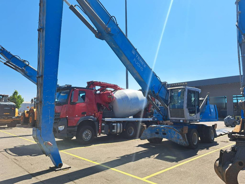 Fuchs MHL350C + generator - Pelle de manutention: photos 4 Fuchs MHL350C + generator - Pelle de manutention: photos 4