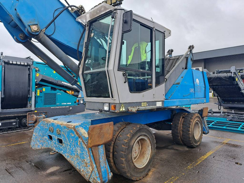 Fuchs MHL350C + generator - Pelle de manutention: photos 5 Fuchs MHL350C + generator - Pelle de manutention: photos 5