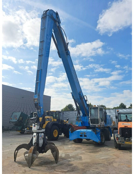 Fuchs MHL360D with low hour engine + grapple - Pelle de manutention: photos 2 Fuchs MHL360D with low hour engine + grapple - Pelle de manutention: photos 2