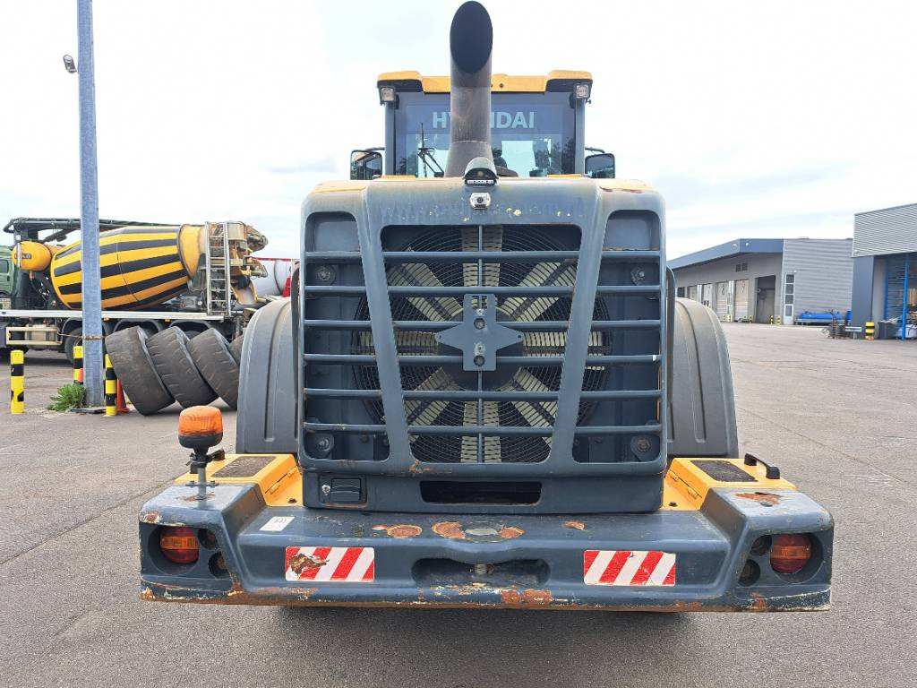 Hyundai HL740-9 XTD, HL740XTD-9 - Chargeuse sur pneus: photos 3 Hyundai HL740-9 XTD, HL740XTD-9 - Chargeuse sur pneus: photos 3