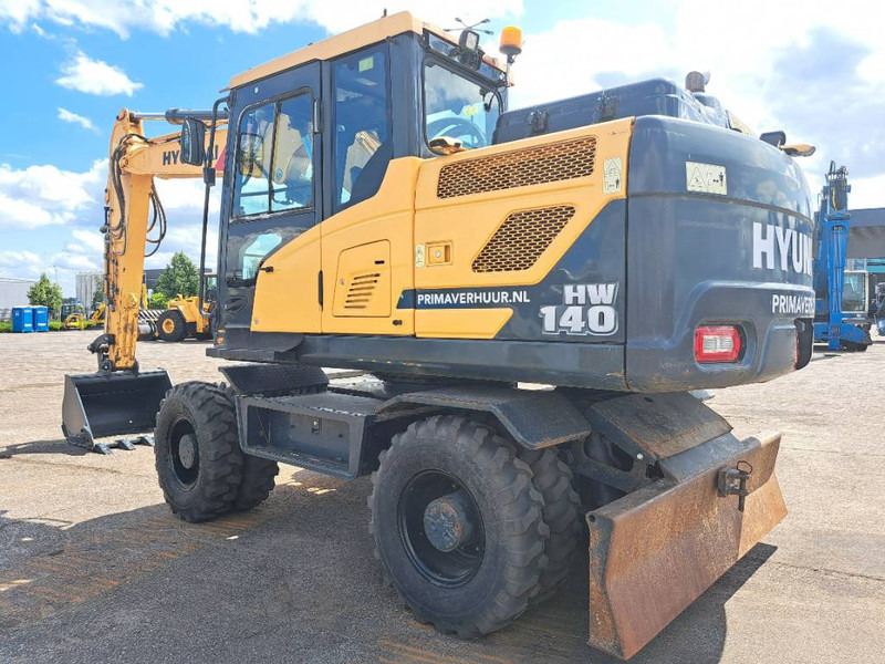 Pelle sur pneus Hyundai HW140: photos 1