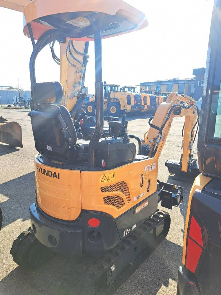 Hyundai R17Z-9AK - Mini pelle: photos 3 Hyundai R17Z-9AK - Mini pelle: photos 3