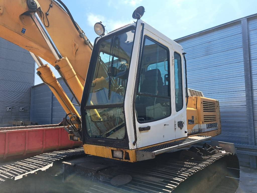 Liebherr R924B HDSL - Pelle sur chenille: photos 3 Liebherr R924B HDSL - Pelle sur chenille: photos 3