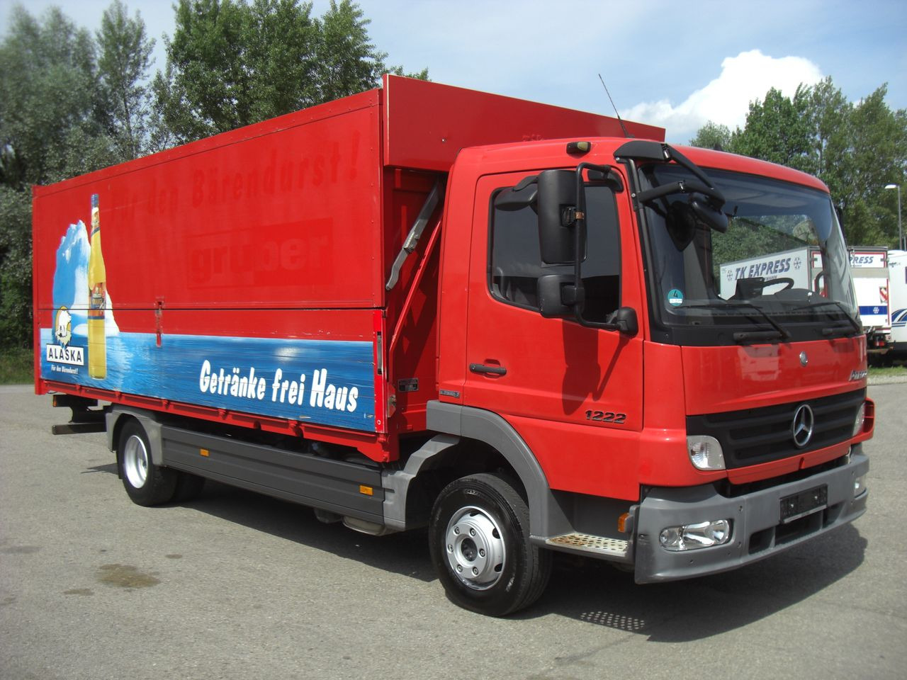 Mercedes-Benz 1222L AUTOMATIK - Camion pour le transport de boissons: photos 2 Mercedes-Benz 1222L AUTOMATIK - Camion pour le transport de boissons: photos 2