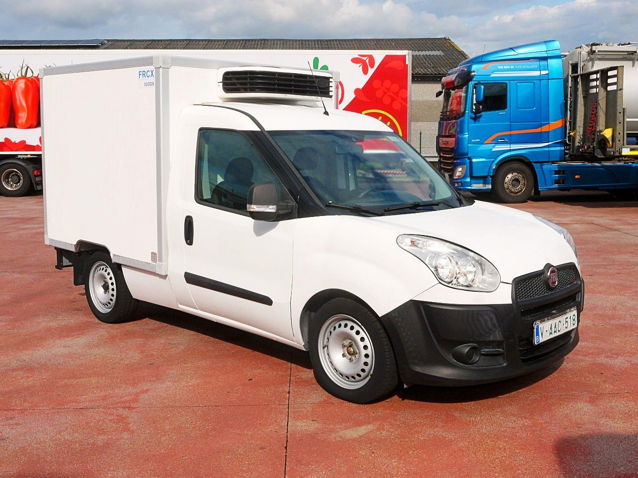 Fiat 1.3 DOBLO KUHLKOFFER RELEC FROD TR22 -20C - Utilitaire frigorifique: photos 2 Fiat 1.3 DOBLO KUHLKOFFER RELEC FROD TR22 -20C - Utilitaire frigorifique: photos 2