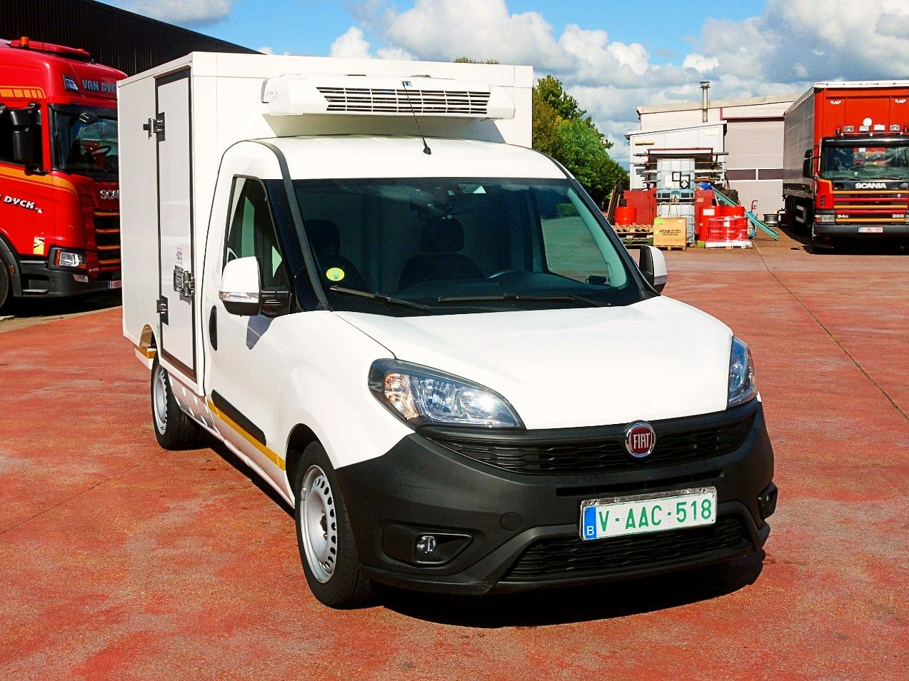 Fiat DOBLO 1.6 KUHLKOFFER THERMOKING MT A/C - Utilitaire frigorifique: photos 1 Fiat DOBLO 1.6 KUHLKOFFER THERMOKING MT A/C - Utilitaire frigorifique: photos 1