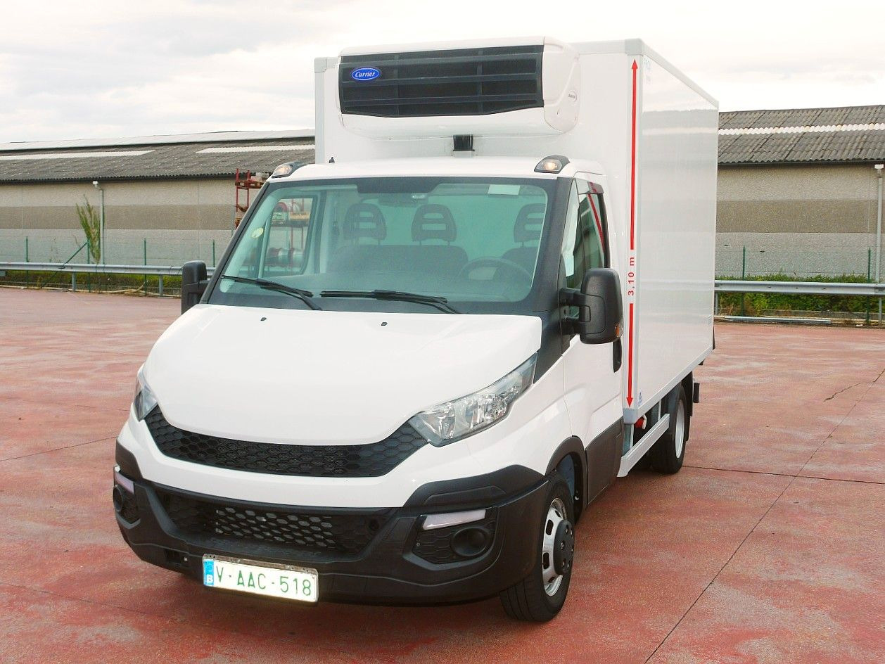 Iveco 35C13 DAILY KUHLKOFFER CARRIER XARIOS 600 - Utilitaire frigorifique: photos 4 Iveco 35C13 DAILY KUHLKOFFER CARRIER XARIOS 600 - Utilitaire frigorifique: photos 4