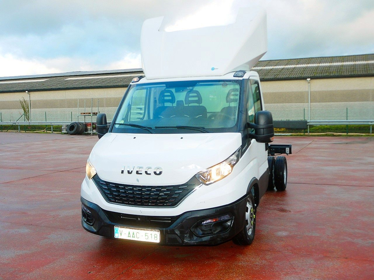 Iveco 35C14 DAILY FAHRGESTELL - Châssis cabine: photos 5 Iveco 35C14 DAILY FAHRGESTELL - Châssis cabine: photos 5