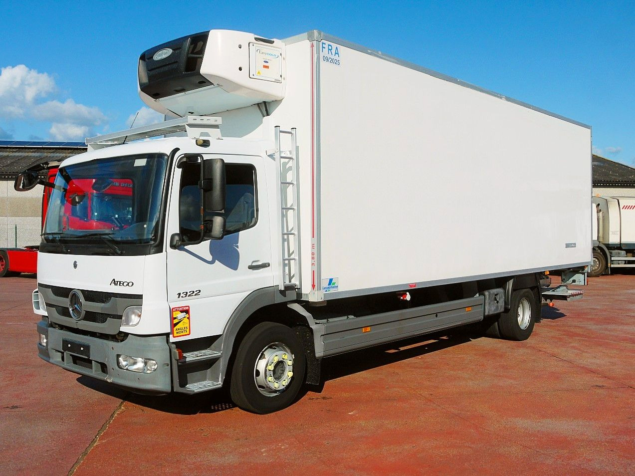 Mercedes-Benz 1322 ATEGO KUHLKOFFER CARRIER SUPRA 850 LBW A/C - Camion frigorifique: photos 4 Mercedes-Benz 1322 ATEGO KUHLKOFFER CARRIER SUPRA 850 LBW A/C - Camion frigorifique: photos 4