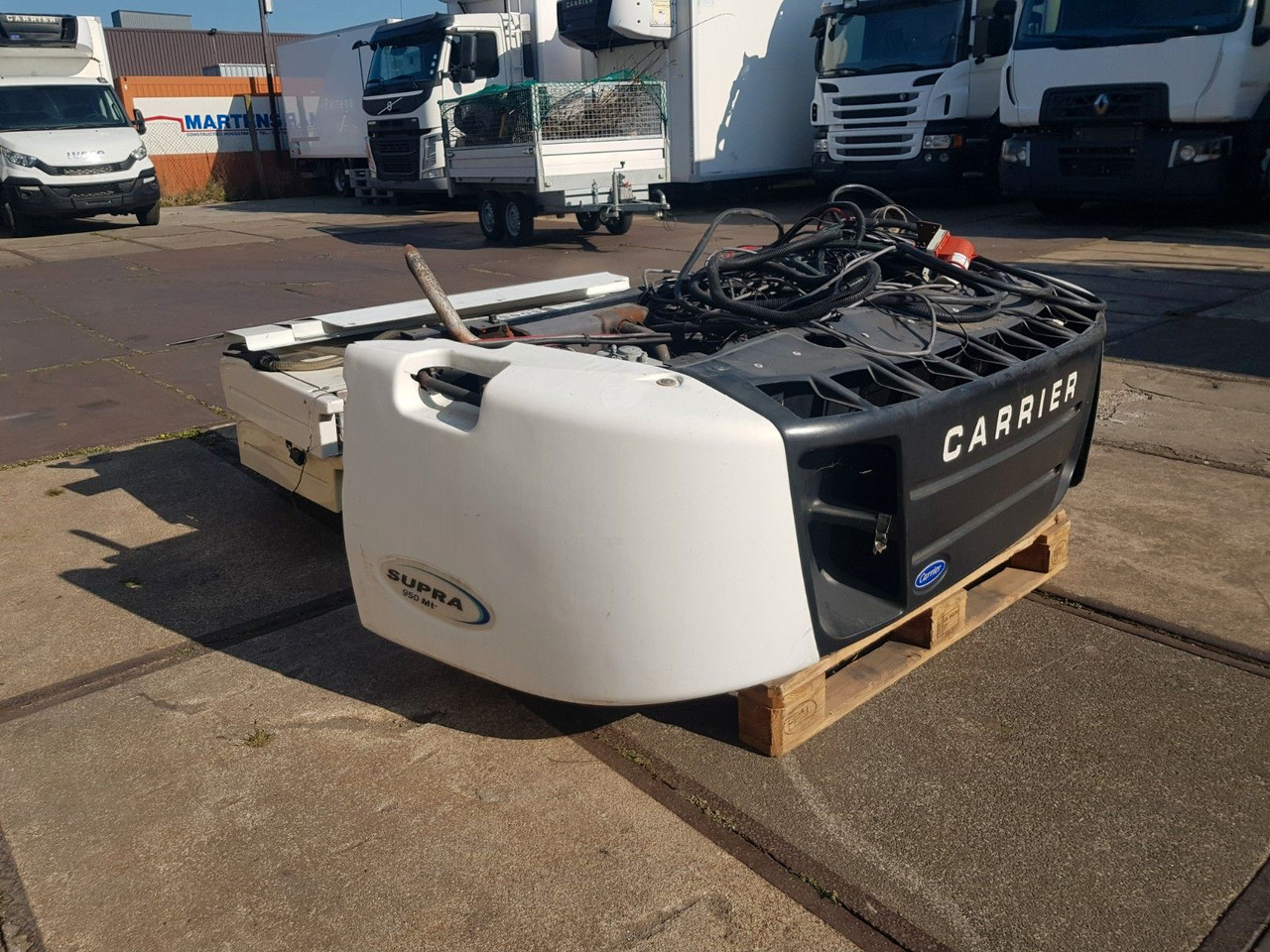 Mercedes-Benz 1829 AXOR NUR CARRIER SUPRA 950 MULTI TEMP. - Camion frigorifique: photos 3 Mercedes-Benz 1829 AXOR NUR CARRIER SUPRA 950 MULTI TEMP. - Camion frigorifique: photos 3