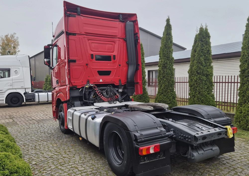 Mercedes-Benz 1845 - Tracteur routier: photos 4 Mercedes-Benz 1845 - Tracteur routier: photos 4