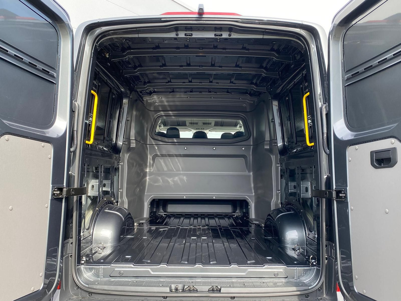 Transport de personnes, Utilitaire double cabine MAN TGE 3.160 L3H2 MIXTO LED NAVI ACC RWD SHZ STANDH: photos 27