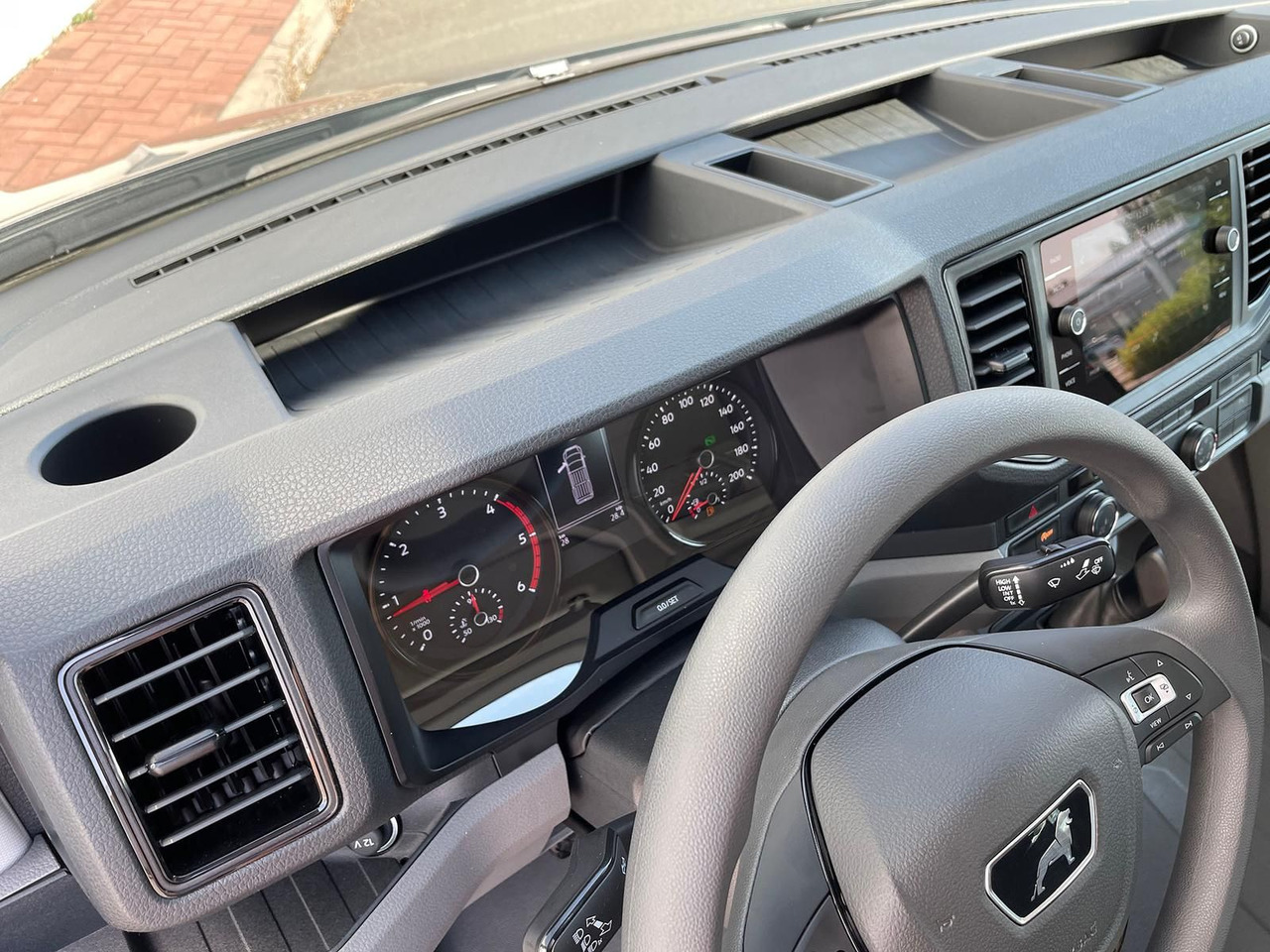 Voiture MAN TGE 3.180 L3H2 MIXTO AUTOM. LED NAVI TEMP AHK: photos 27