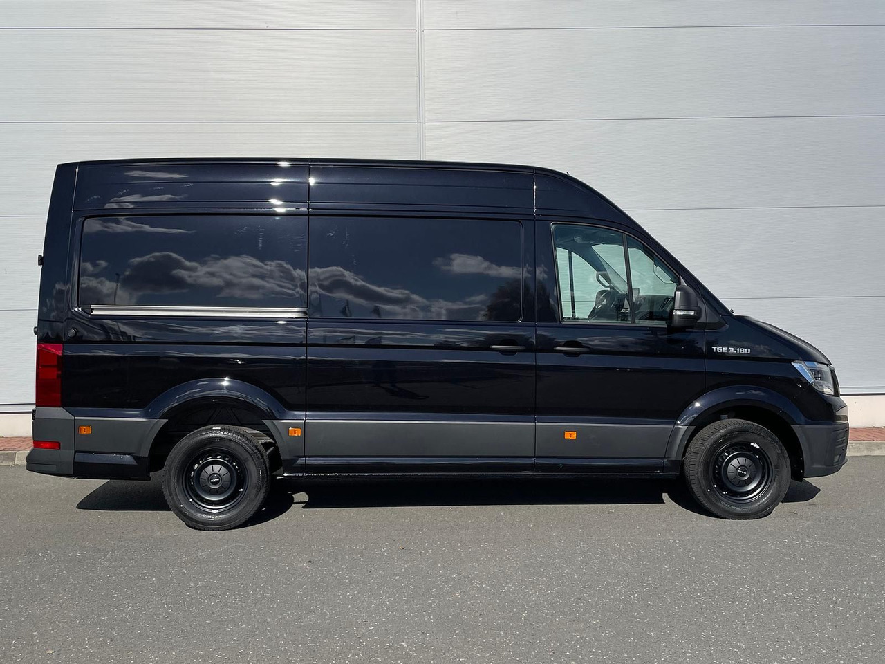 MAN TGE 3.180 L3H3 Kasten STANDHZ ACC NAVI KAMERA - Fourgon utilitaire: photos 5 MAN TGE 3.180 L3H3 Kasten STANDHZ ACC NAVI KAMERA - Fourgon utilitaire: photos 5