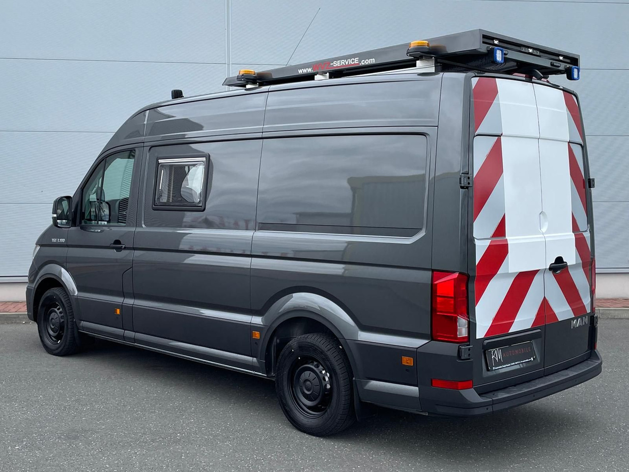 Véhicule utilitaire MAN TGE 3.180 BF 3 BEGLEITFAHRZEUG L3H3 NAVI LED: photos 8