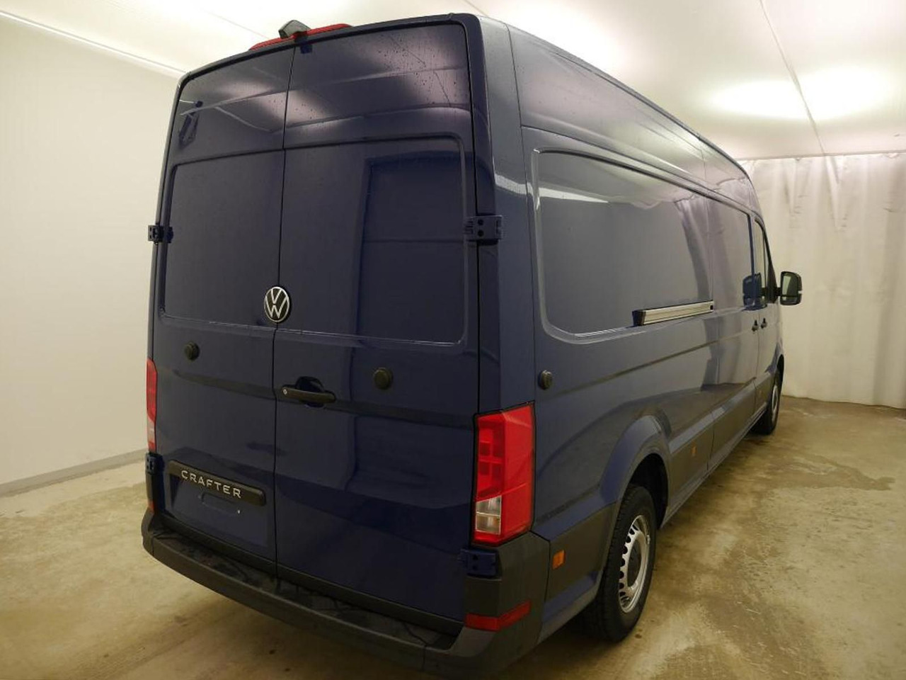 Volkswagen Crafter Kasten 35 L4H3 NAVI PDC DAB KAMERA MFL - Fourgon utilitaire: photos 2 Volkswagen Crafter Kasten 35 L4H3 NAVI PDC DAB KAMERA MFL - Fourgon utilitaire: photos 2