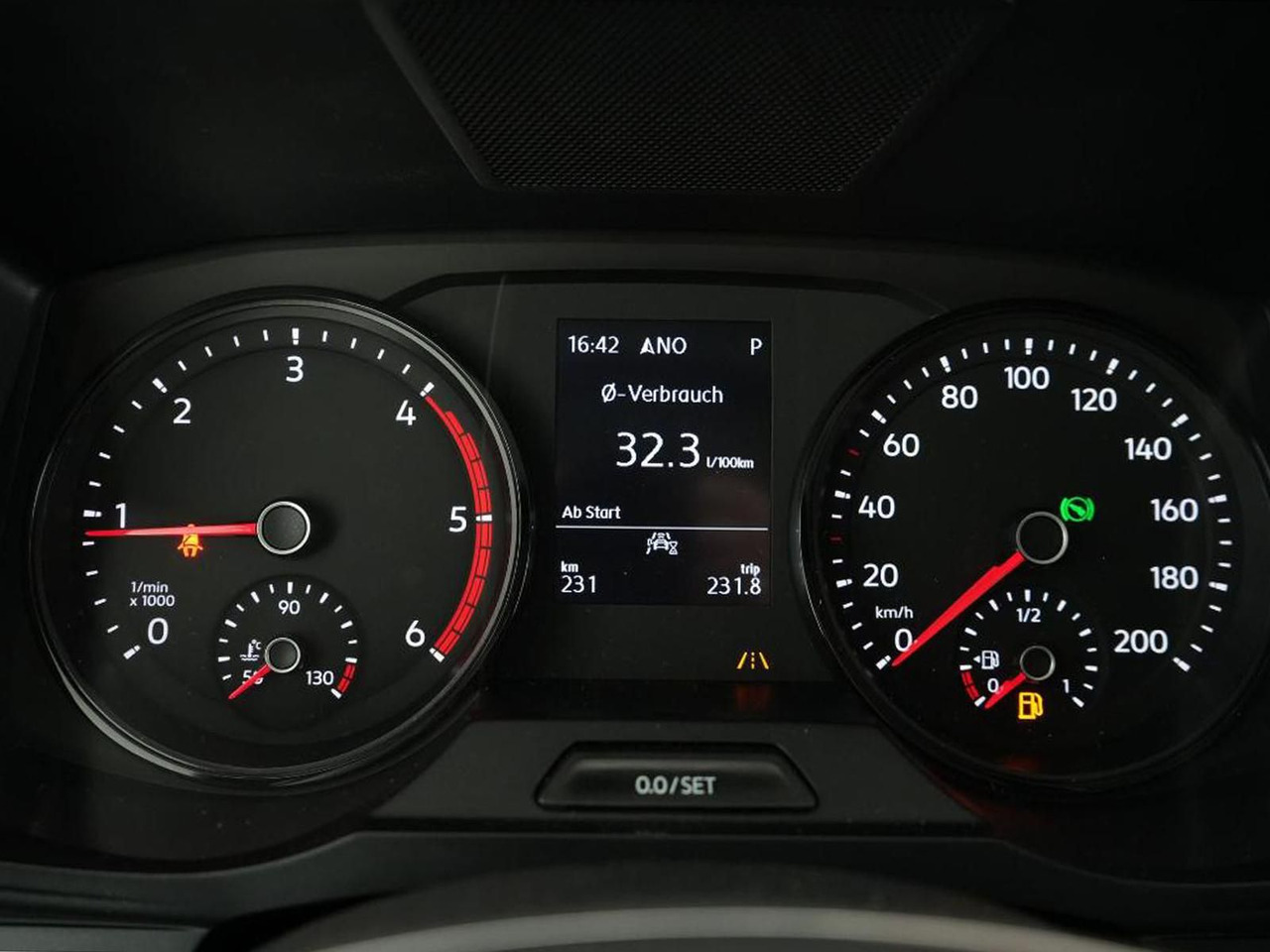 Volkswagen Crafter MIXTO 35 L3H3 Autom NAV SITZH ACC 5SITZE - Transport de personnes: photos 5 Volkswagen Crafter MIXTO 35 L3H3 Autom NAV SITZH ACC 5SITZE - Transport de personnes: photos 5