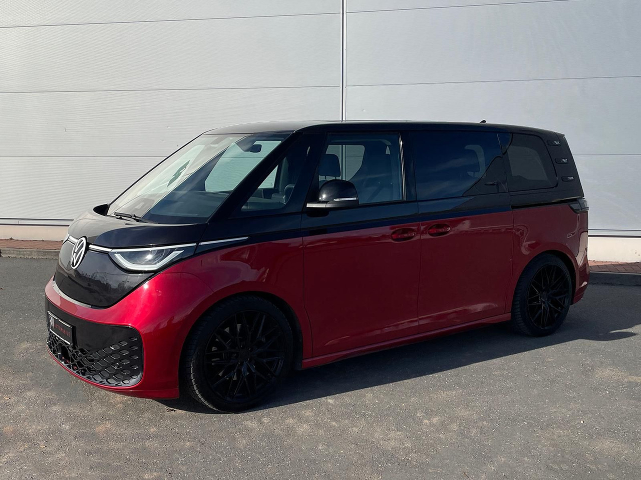 Volkswagen ID.Buzz KW Fahrwerk LM Felgen KLIMA PDC ACC DAB - Transport de personnes, Utilitaire électrique: photos 2 Volkswagen ID.Buzz KW Fahrwerk LM Felgen KLIMA PDC ACC DAB - Transport de personnes, Utilitaire électrique: photos 2