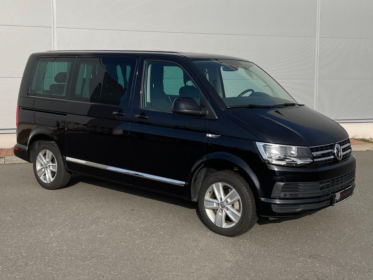 Volkswagen T6 Multivan Comfortline 4M AHK STANDHZ SITZH DAB - Transport de personnes: photos 2 Volkswagen T6 Multivan Comfortline 4M AHK STANDHZ SITZH DAB - Transport de personnes: photos 2
