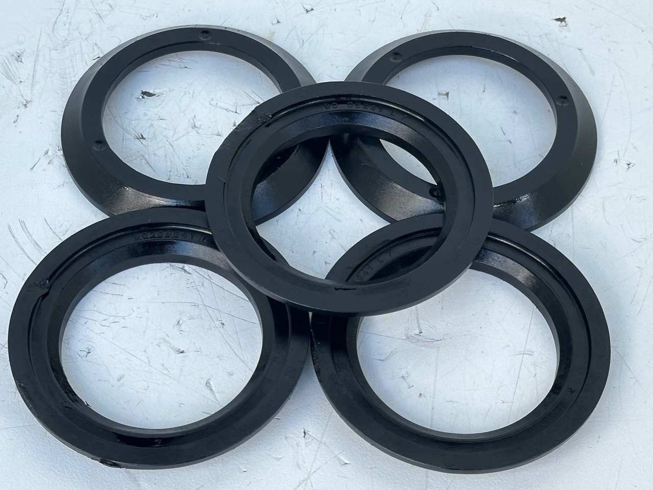 Liebherr Distanzscheibe ID-Nr.90205841. FAT350P126 - FAT350P138. R920 - R922 - R924 - R925 - R926 - R930 T. #90205841.11.11# - Boîte de vitesse pour Engins de chantier: photos 1 Liebherr Distanzscheibe ID-Nr.90205841. FAT350P126 - FAT350P138. R920 - R922 - R924 - R925 - R926 - R930 T. #90205841.11.11# - Boîte de vitesse pour Engins de chantier: photos 1