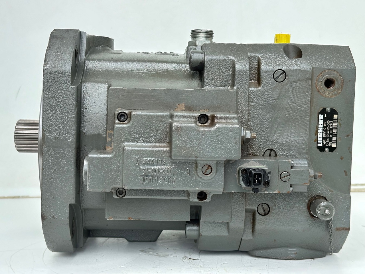 Liebherr Hydraulikverstellpumpe Typ:DPV O 165. ID-Nr.10120060 - ID-Nr.10144915. LH120 C-1103, LH120 CG-1103, LH120 M-1102. #10144915.13342# - Pompe hydraulique pour Pelle sur pneus: photos 5 Liebherr Hydraulikverstellpumpe Typ:DPV O 165. ID-Nr.10120060 - ID-Nr.10144915. LH120 C-1103, LH120 CG-1103, LH120 M-1102. #10144915.13342# - Pompe hydraulique pour Pelle sur pneus: photos 5
