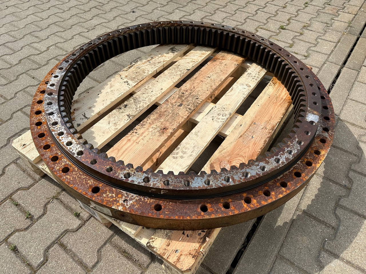 Liebherr Kugeldrehverbindung Typ:KUD64VJ003-001. ID-Nr.982751901 - ID-Nr.932833001. A914B-LI, A914C-LI, A924C-LI, LH30, LH35, R914B, R914C, R922, R924B, R924 C, R924 COMP, P924 C. #0115# - Couronne d'orientation pour Pelle sur chenille: photos 5 Liebherr Kugeldrehverbindung Typ:KUD64VJ003-001. ID-Nr.982751901 - ID-Nr.932833001. A914B-LI, A914C-LI, A924C-LI, LH30, LH35, R914B, R914C, R922, R924B, R924 C, R924 COMP, P924 C. #0115# - Couronne d'orientation pour Pelle sur chenille: photos 5