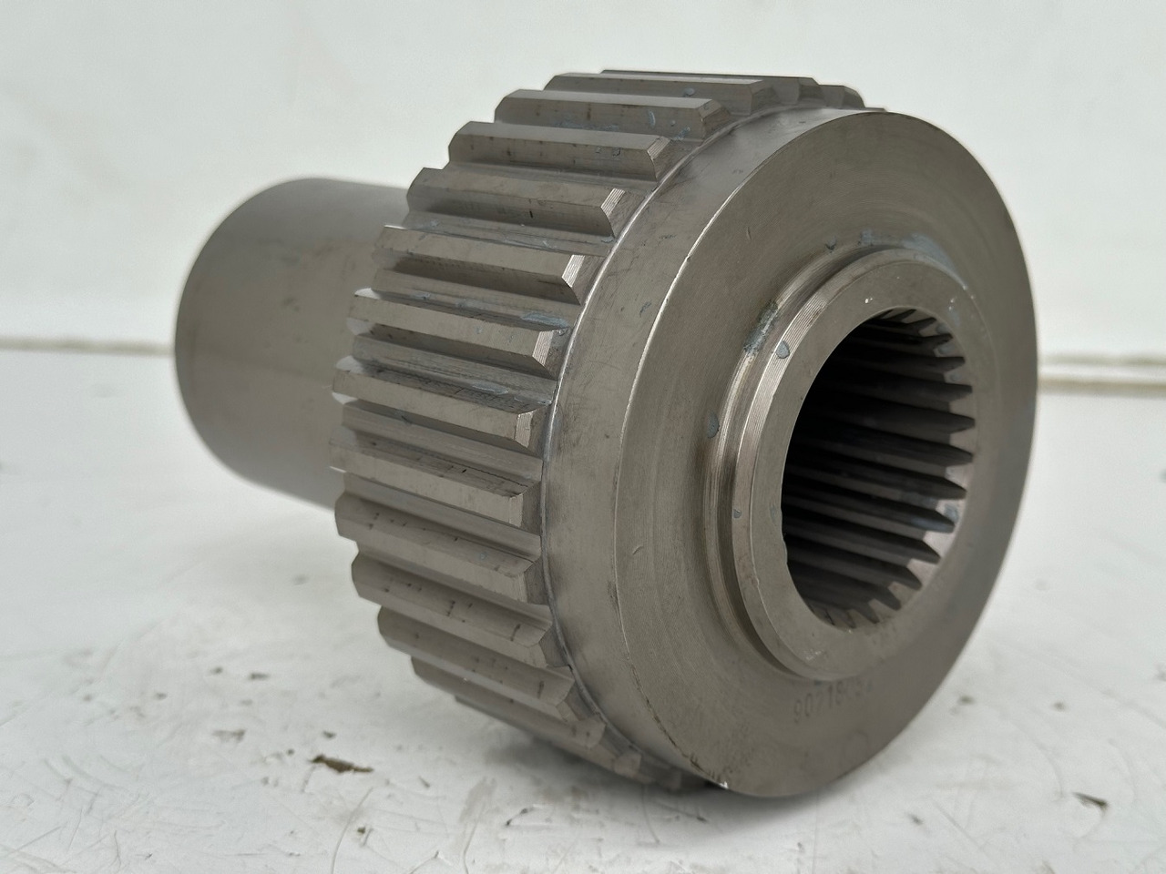 Pièces de train de roulement pour Engins de chantier Liebherr Lamellenträger ID-Nr.90218052. FAT500F522, FAT500F528, FAT500F529, FAT500F559. PR73605, PR7363, PR7364. #90218052.02#: photos 6 Pièces de train de roulement pour Engins de chantier Liebherr Lamellenträger ID-Nr.90218052. FAT500F522, FAT500F528, FAT500F529, FAT500F559. PR73605, PR7363, PR7364. #90218052.02#: photos 6