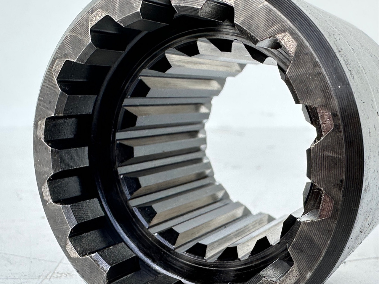 Liebherr Nabe. ID-Nr.90019646. SAT325/274. R946, R950, RZG390. #90019646.FR.40254# - Moteur de rotation pour Pelle sur chenille: photos 5 Liebherr Nabe. ID-Nr.90019646. SAT325/274. R946, R950, RZG390. #90019646.FR.40254# - Moteur de rotation pour Pelle sur chenille: photos 5