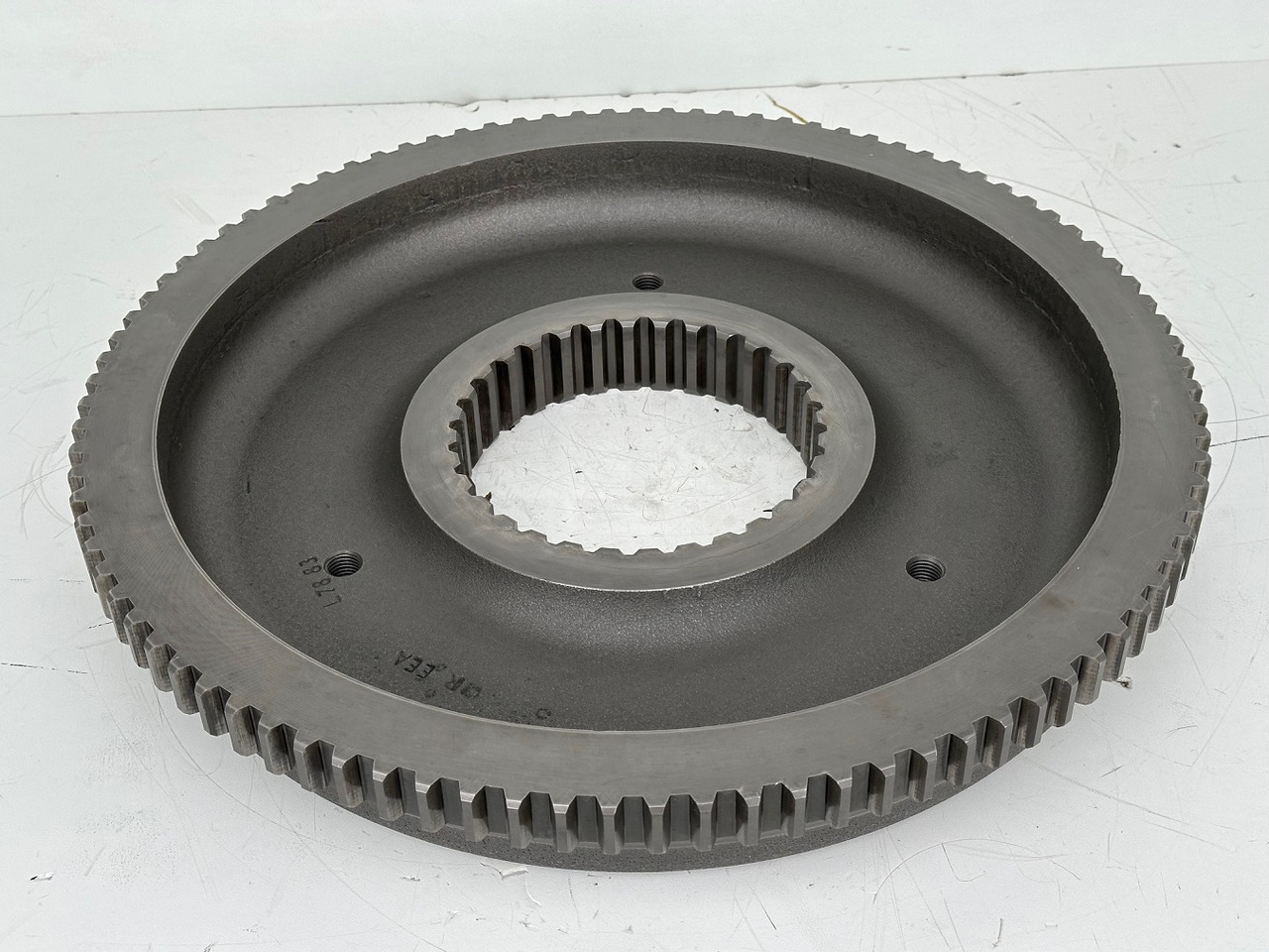 Liebherr Original Stützflansch ID-Nr.944427703. FAT500E502,FAT500E503,FAT500E517,FAT500E518,FAT500F522,FAT500F522,FAT500F528,FAT500F529.PR734,PR73605,PR7363,PR7364,PR736,RL44,RL46,RL463. #944427703.31 - Moteur de translation pour Bulldozer: photos 3 Liebherr Original Stützflansch ID-Nr.944427703. FAT500E502,FAT500E503,FAT500E517,FAT500E518,FAT500F522,FAT500F522,FAT500F528,FAT500F529.PR734,PR73605,PR7363,PR7364,PR736,RL44,RL46,RL463. #944427703.31 - Moteur de translation pour Bulldozer: photos 3