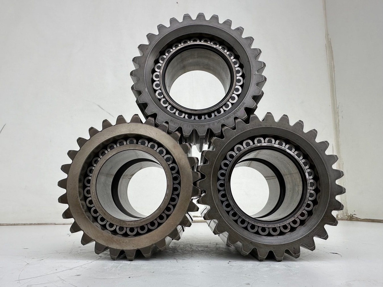 Liebherr Planetenrad ID-Nr.90024935. FAT400P112 - FAT400P130 - FAT400P139. R926, R928, R930, R934, R936, R938, R940, R944, R946, R950 T. #0992#0792# - Transmission pour Engins de chantier: photos 5 Liebherr Planetenrad ID-Nr.90024935. FAT400P112 - FAT400P130 - FAT400P139. R926, R928, R930, R934, R936, R938, R940, R944, R946, R950 T. #0992#0792# - Transmission pour Engins de chantier: photos 5