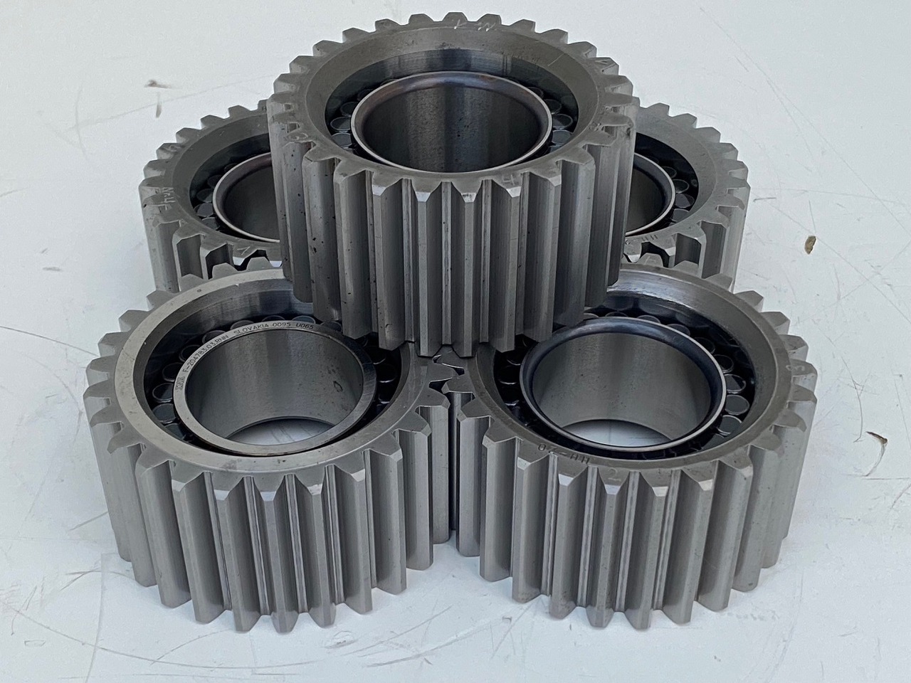 Liebherr Planetenrad ID-Nr.90205840. FAT350P126 - FAT350P138. R920 - R922 - R924 - R925 - R926 - R930 T. #PL24.02.2# - Moteur de translation pour Engins de chantier: photos 2 Liebherr Planetenrad ID-Nr.90205840. FAT350P126 - FAT350P138. R920 - R922 - R924 - R925 - R926 - R930 T. #PL24.02.2# - Moteur de translation pour Engins de chantier: photos 2