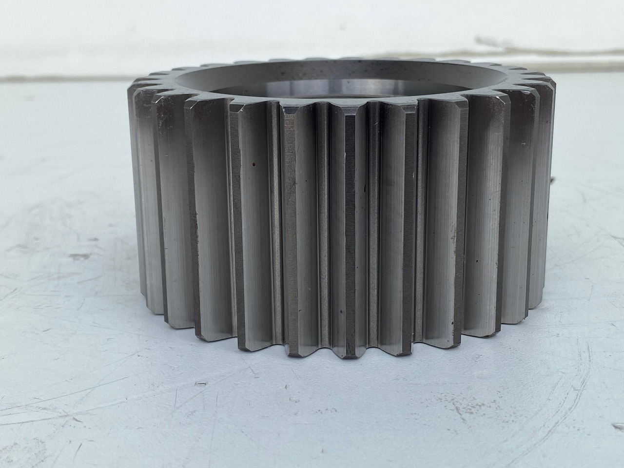 Liebherr Planetenrad ID-Nr.90205840. FAT350P126 - FAT350P138. R920 - R922 - R924 - R925 - R926 - R930 T. #PL25.02.2# - Moteur de translation pour Engins de chantier: photos 3 Liebherr Planetenrad ID-Nr.90205840. FAT350P126 - FAT350P138. R920 - R922 - R924 - R925 - R926 - R930 T. #PL25.02.2# - Moteur de translation pour Engins de chantier: photos 3