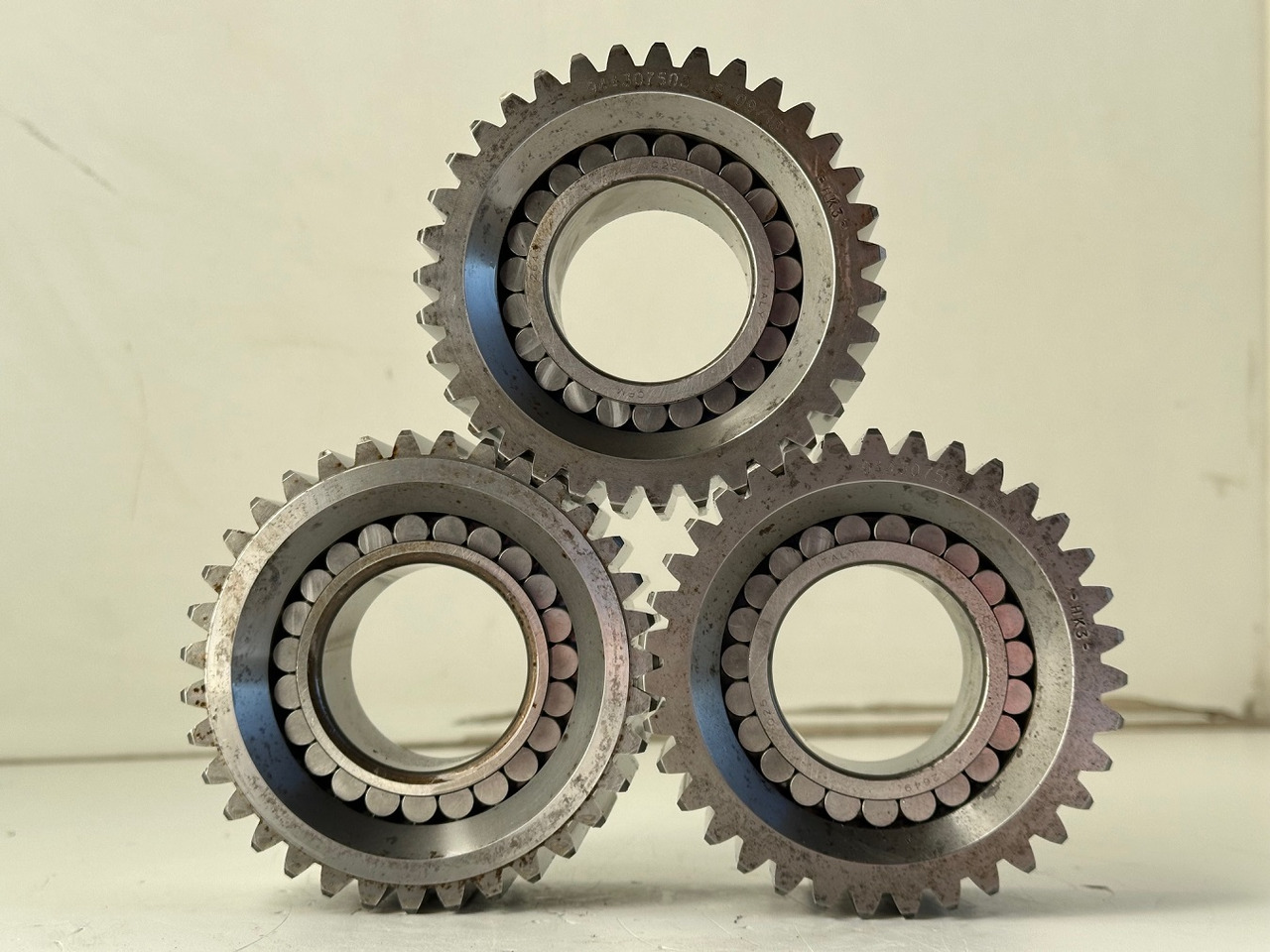 Liebherr Planetenrad ID-Nr.9443074 - ID-Nr.944307403 - ID-Nr.90208594 mit Zylinderrollenlager ID-Nr.7610032 - ID-Nr.761003203. #944307503.18.12# - Moteur de rotation pour Engins de chantier: photos 5 Liebherr Planetenrad ID-Nr.9443074 - ID-Nr.944307403 - ID-Nr.90208594 mit Zylinderrollenlager ID-Nr.7610032 - ID-Nr.761003203. #944307503.18.12# - Moteur de rotation pour Engins de chantier: photos 5