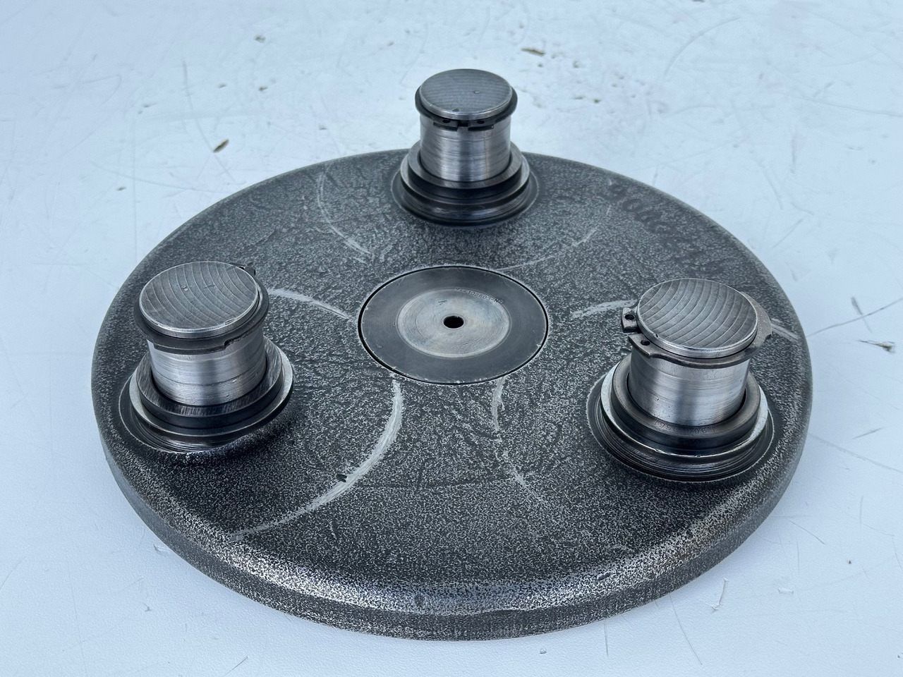 Liebherr Planetenträger ID-Nr.90006124. SAT325/274. R946, R950, RZG390. #90006124.FR.40254# - Moteur de rotation pour Pelle de démolition: photos 1 Liebherr Planetenträger ID-Nr.90006124. SAT325/274. R946, R950, RZG390. #90006124.FR.40254# - Moteur de rotation pour Pelle de démolition: photos 1