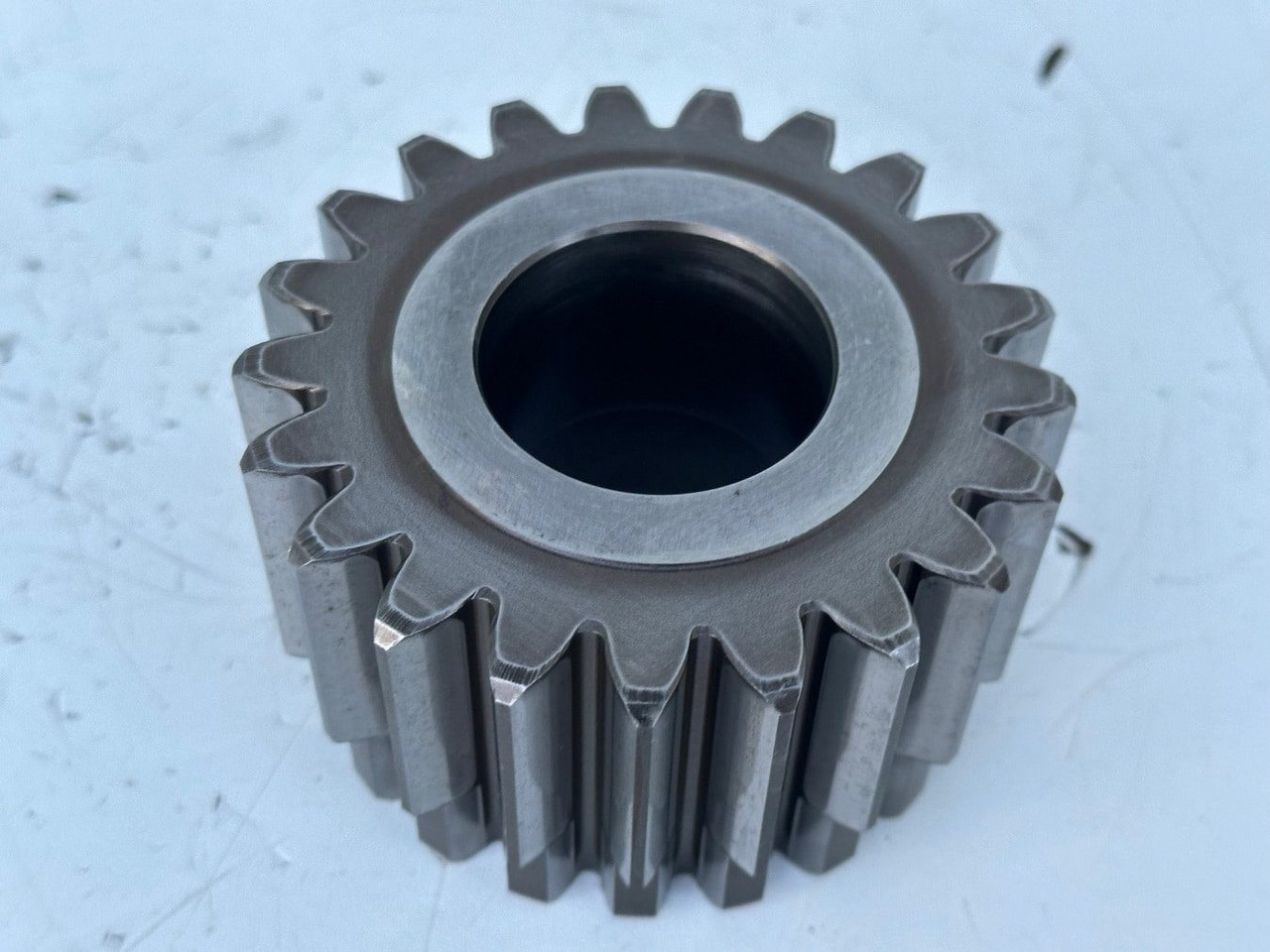 Liebherr Sonnenrad ID-Nr.90002821. FAT400P112, FAT400P130, FAT400P139. R926, R928, R930, R934, R936, R938, R940, R944, R946, R950 T. #01.51139# - Transmission pour Engins de chantier: photos 4 Liebherr Sonnenrad ID-Nr.90002821. FAT400P112, FAT400P130, FAT400P139. R926, R928, R930, R934, R936, R938, R940, R944, R946, R950 T. #01.51139# - Transmission pour Engins de chantier: photos 4