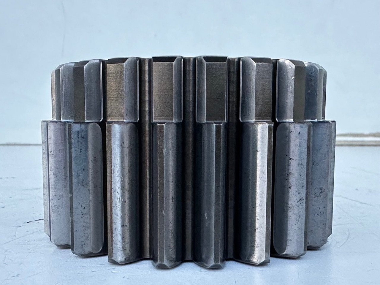 Liebherr Sonnenrad ID-Nr.90002821. FAT400P112, FAT400P130, FAT400P139. R926, R928, R930, R934, R936, R938, R940, R944, R946, R950 T. #01.51139# - Transmission pour Engins de chantier: photos 2 Liebherr Sonnenrad ID-Nr.90002821. FAT400P112, FAT400P130, FAT400P139. R926, R928, R930, R934, R936, R938, R940, R944, R946, R950 T. #01.51139# - Transmission pour Engins de chantier: photos 2