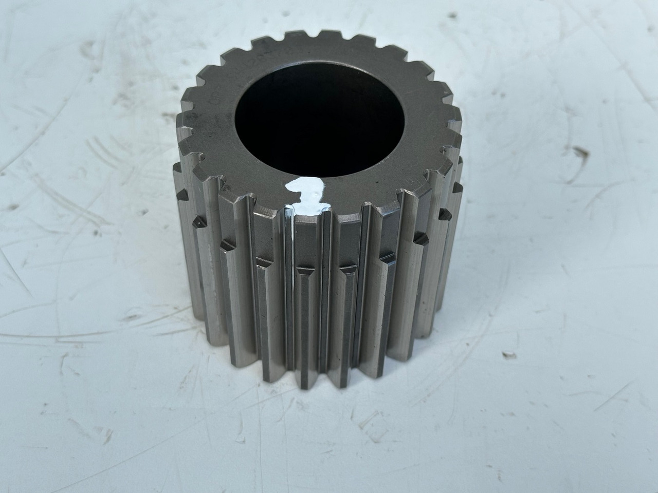 Liebherr Sonnenrad ID-Nr.9442837. FAT350 - FAT350P022 - FAT350P032 - FAT350P059 - FAT350P062 - FAT350P068 - FAT350P079. LH22, LOS103, ER912, LOS914, LOS924 COMP, R313, R317, R900, R902, R904, R912, - Moteur de translation pour Pelle sur chenille: photos 1 Liebherr Sonnenrad ID-Nr.9442837. FAT350 - FAT350P022 - FAT350P032 - FAT350P059 - FAT350P062 - FAT350P068 - FAT350P079. LH22, LOS103, ER912, LOS914, LOS924 COMP, R313, R317, R900, R902, R904, R912, - Moteur de translation pour Pelle sur chenille: photos 1