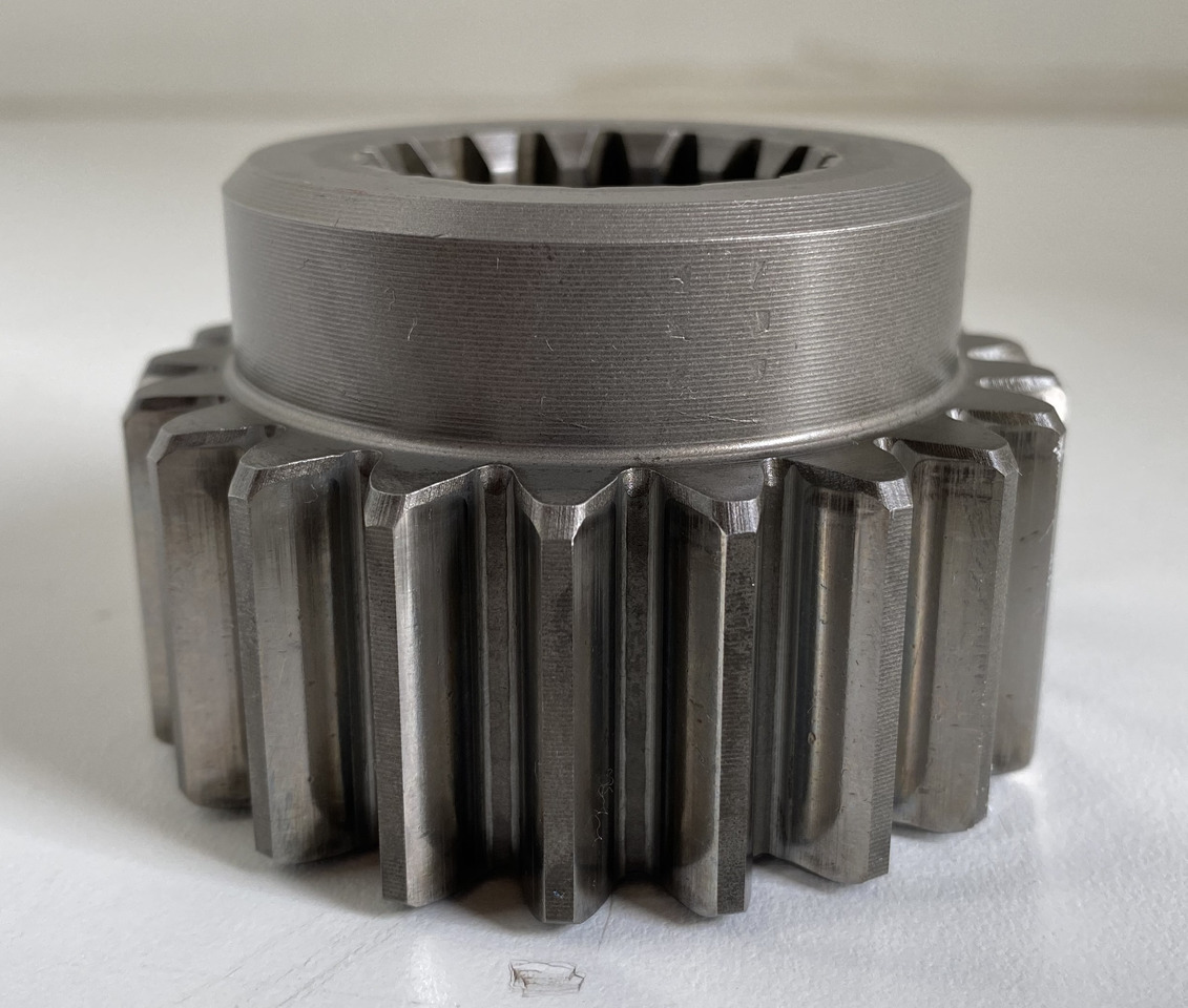 Liebherr Sonnenrad ID-Nr.9443072. SAT300/213 - SAT300/225. A900 C-LI, A944 B-LI, E942,LOS942,LOS944,P942,P944,R942,R944, R944B. #WH# - Moteur de rotation pour Engins de chantier: photos 5 Liebherr Sonnenrad ID-Nr.9443072. SAT300/213 - SAT300/225. A900 C-LI, A944 B-LI, E942,LOS942,LOS944,P942,P944,R942,R944, R944B. #WH# - Moteur de rotation pour Engins de chantier: photos 5