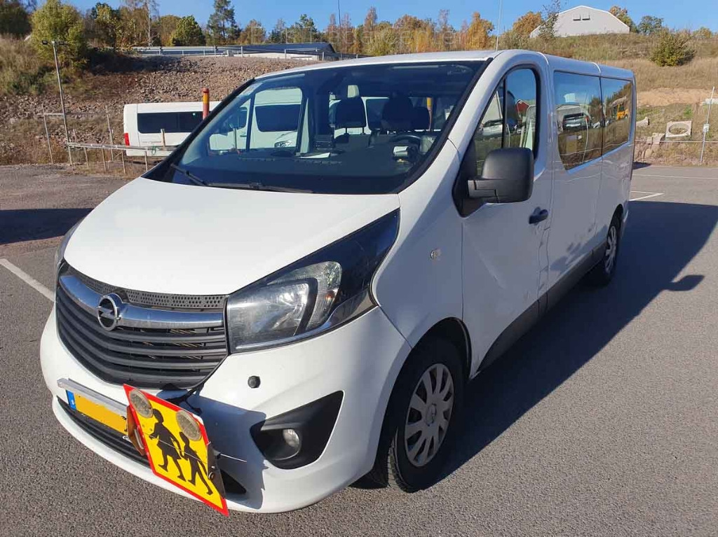 OPEL Vivaro-B - Minibus, Transport de personnes: photos 4 OPEL Vivaro-B - Minibus, Transport de personnes: photos 4