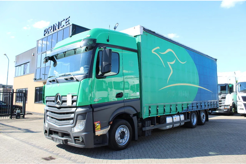 Mercedes-Benz Actros 2642 * EURO6 * 6X2 * - Camion à rideaux coulissants: photos 1 Mercedes-Benz Actros 2642 * EURO6 * 6X2 * - Camion à rideaux coulissants: photos 1