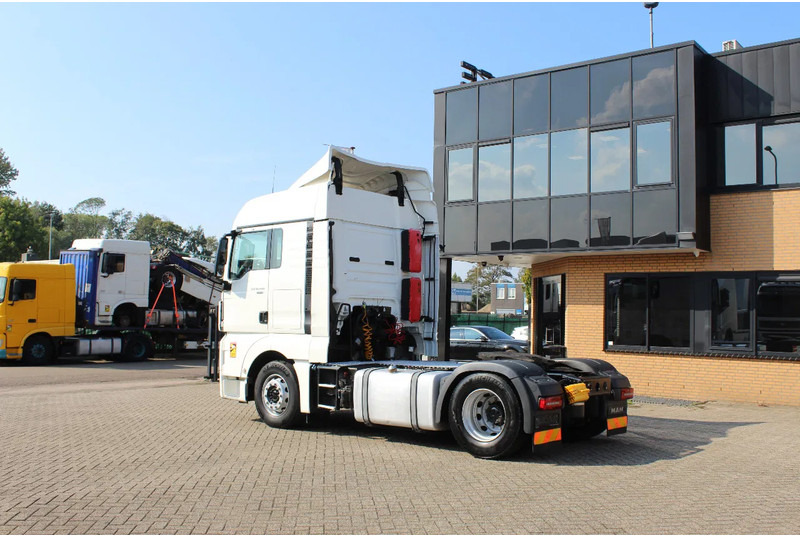 MAN TGX 18.460 * RETARDER * EURO6 * 4X2 * 2 BIG TANK * - Tracteur routier: photos 3 MAN TGX 18.460 * RETARDER * EURO6 * 4X2 * 2 BIG TANK * - Tracteur routier: photos 3