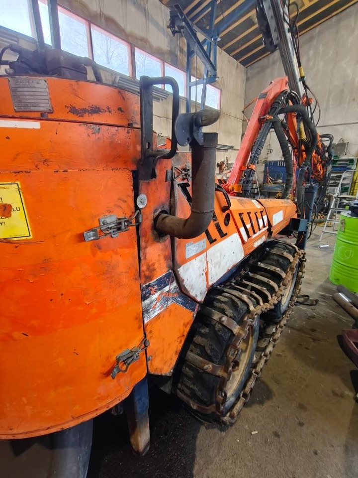 Tamrock COMMANDO 120RF - Foreuse: photos 3 Tamrock COMMANDO 120RF - Foreuse: photos 3
