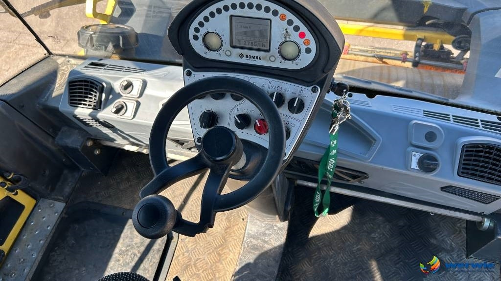 Rouleau compresseur Bomag BW 161 AD-5: photos 18