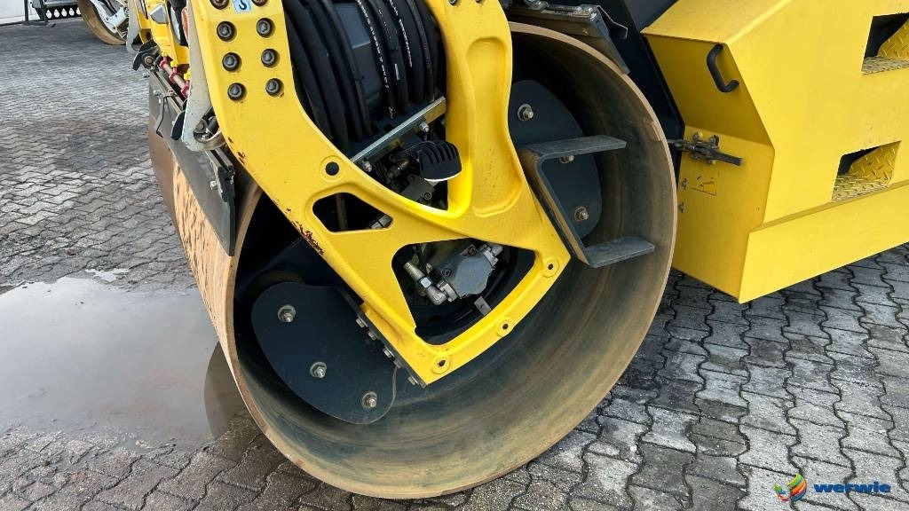 Rouleau compresseur Bomag BW 174 AP-4V AM: photos 6 Rouleau compresseur Bomag BW 174 AP-4V AM: photos 6