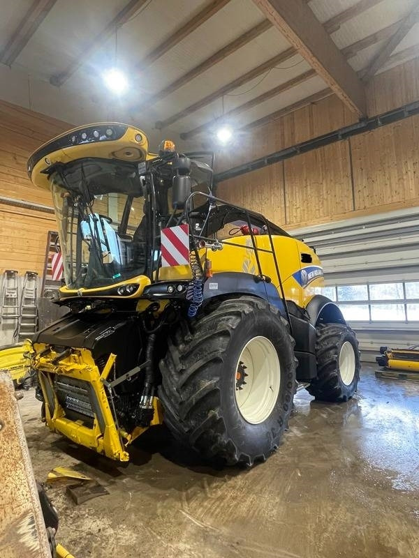 New Holland FR 650 - Ensileuse: photos 2 New Holland FR 650 - Ensileuse: photos 2