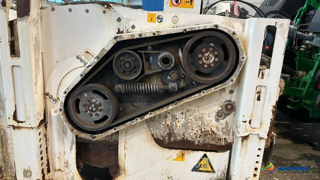Wirtgen WS 250 - Travaux routiers: photos 4 Wirtgen WS 250 - Travaux routiers: photos 4
