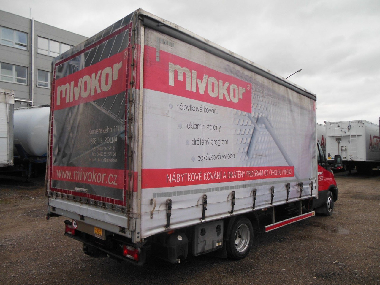 Iveco Daily 50C18, 10 Paletten - Utilitaire rideaux coulissants (PLSC): photos 3 Iveco Daily 50C18, 10 Paletten - Utilitaire rideaux coulissants (PLSC): photos 3