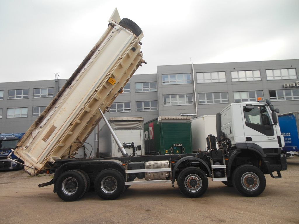 Camion benne Iveco TRAKKER AD410T45W, 8X8, BORDMATIC, AHK: photos 15